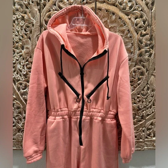 Cozypoin Fleece Jumpsuit, Zip Front, Light Pink, NWOT- size XL - Picture 2 of 12
